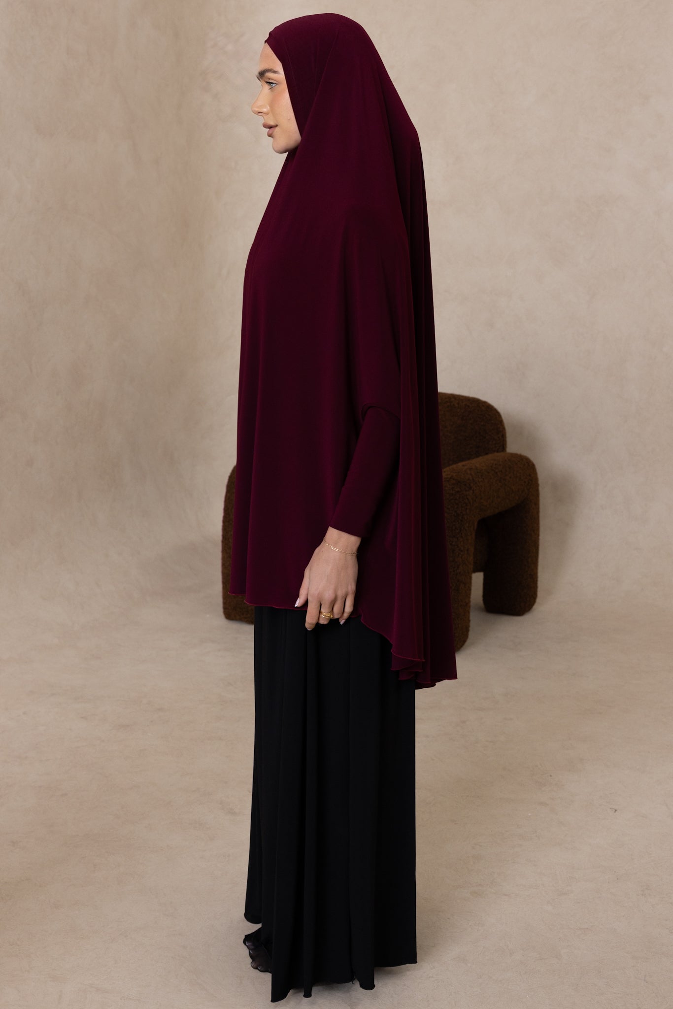Standard Length Sleeved Jelbab (Berry)