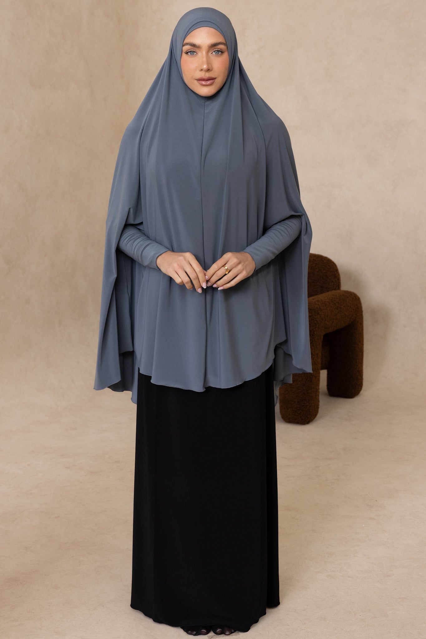 Standard Length Sleeved Jelbab (Graphite)